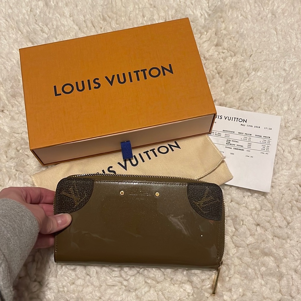 Louis Vuitton Olive and Brown Wallet